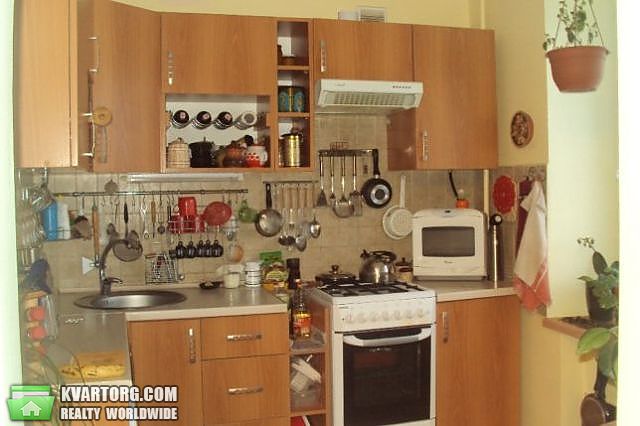 Sell 2-room apartment. Киев,  Новодарницкая — photo 1