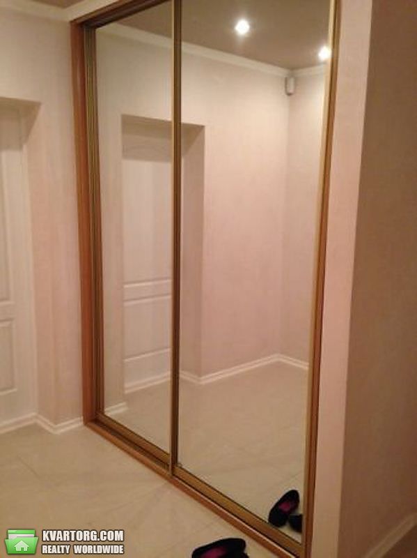 Sell 2-room apartment. Киев,  Предславинская — photo 8