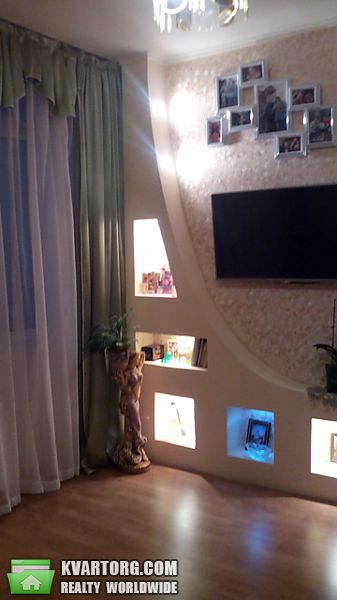 Sell 2-room apartment. Киев, Урловская — photo 1