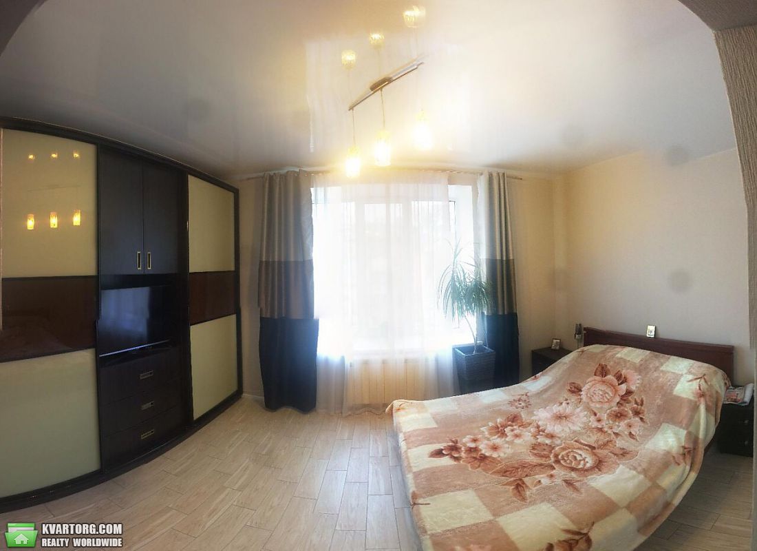 Sell 3-room apartment. Днепропетровск, Литейная — photo 1