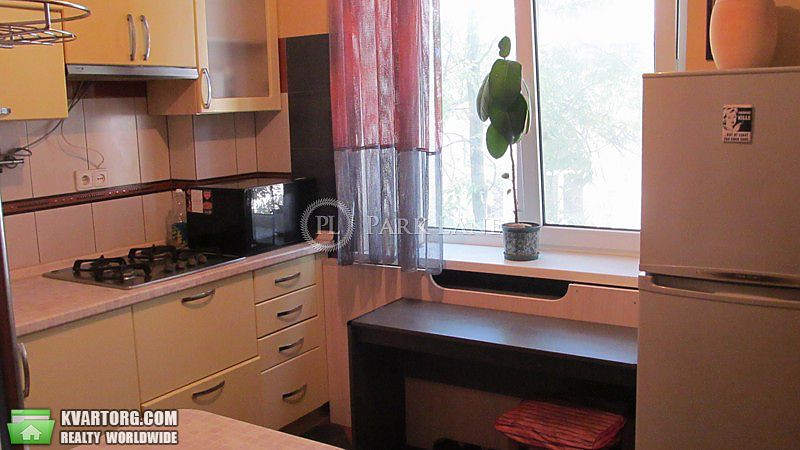 Rent out 2-room apartment. Киев,  Орлика — photo 6