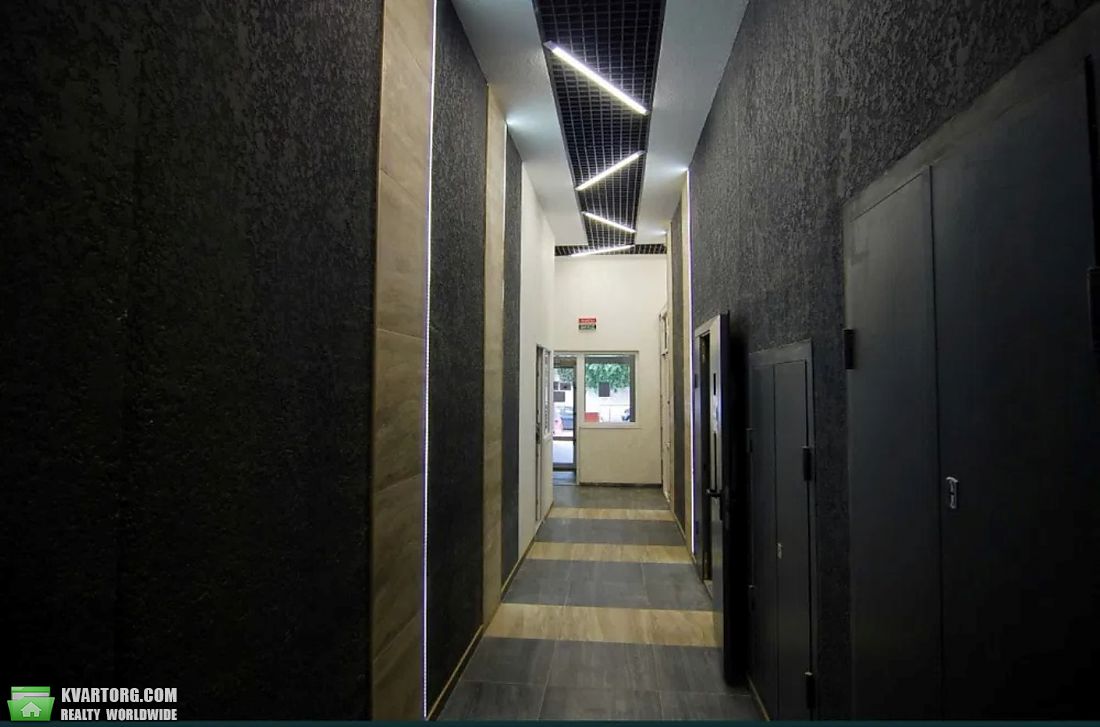 Sell 2-room apartment. Киев,  Автозаводская — photo 3