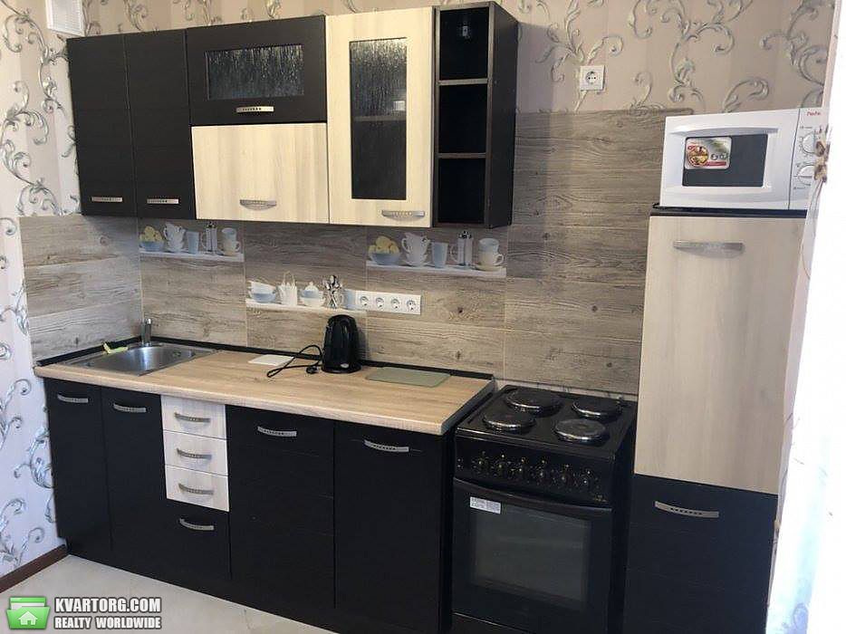 Rent out 1-room apartment. Киев,  Крушельницкой — photo 3