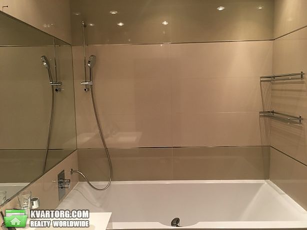 Rent out 3-room apartment. Киев, Верховинна — photo 6