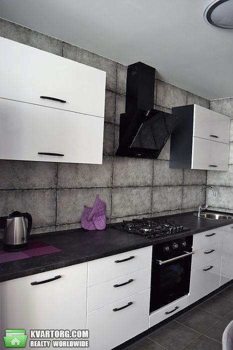 Rent out 1-room apartment. Киев, Оксамитова — photo 2