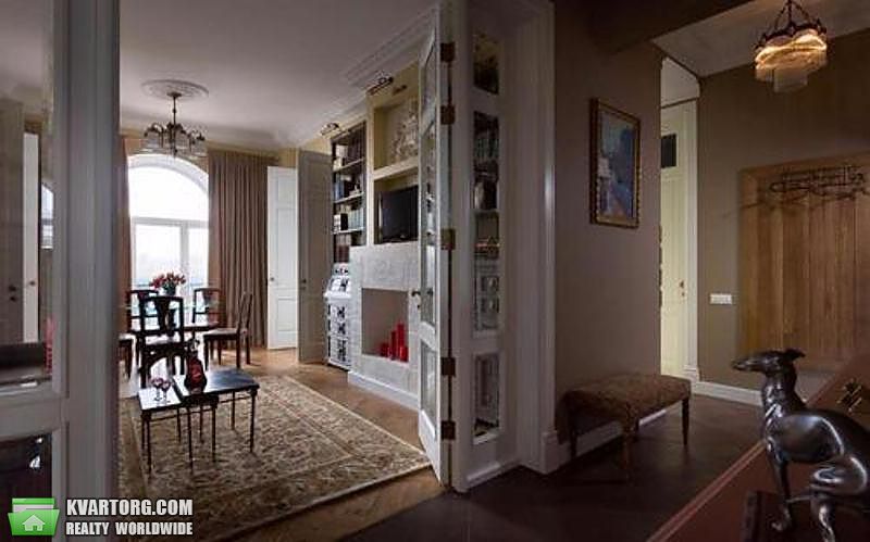 Rent out 2-room apartment. Киев,  Крещатик — photo 5