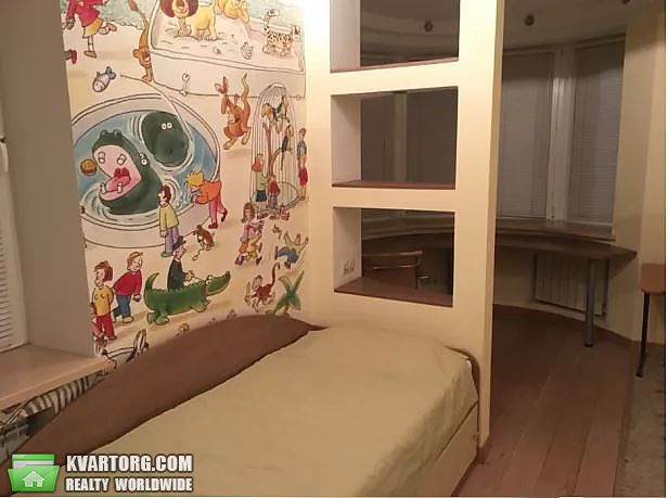 Rent out 3-room apartment. Киев,  Верховинная — photo 4