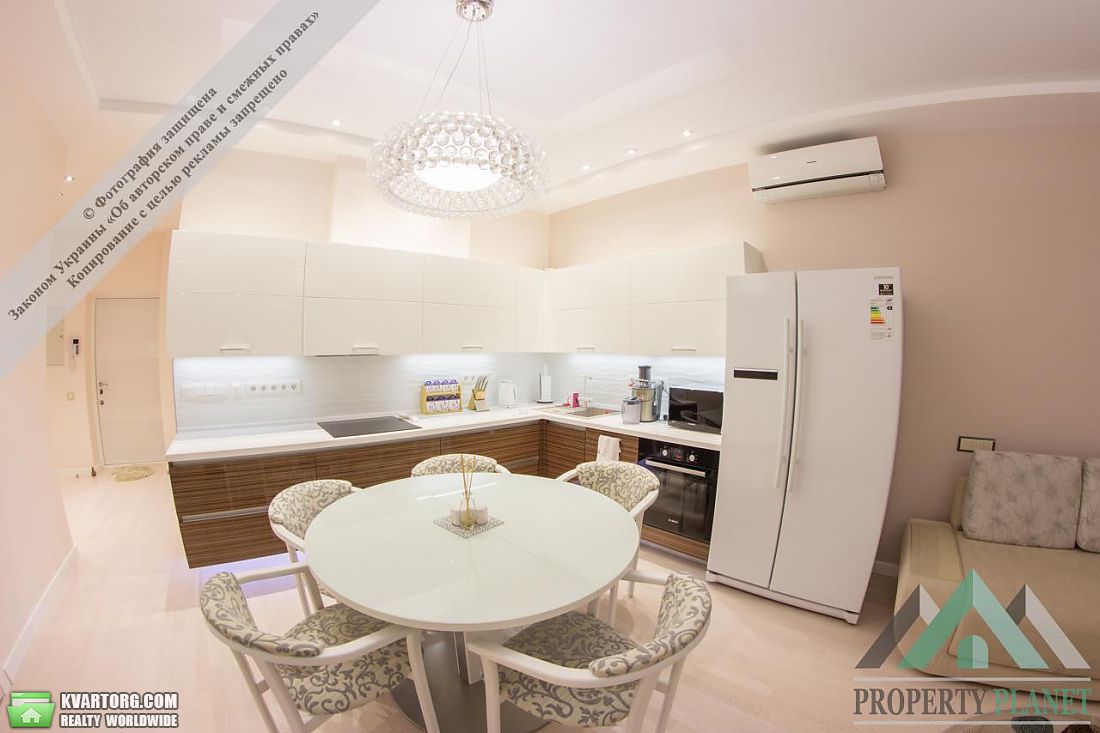 Rent out 2-room apartment. Киев,  Днепровская наб — photo 2