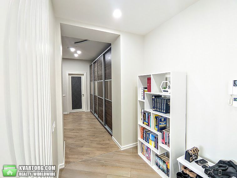 Sell 2-room apartment. Киев, Вышгородская — photo 3