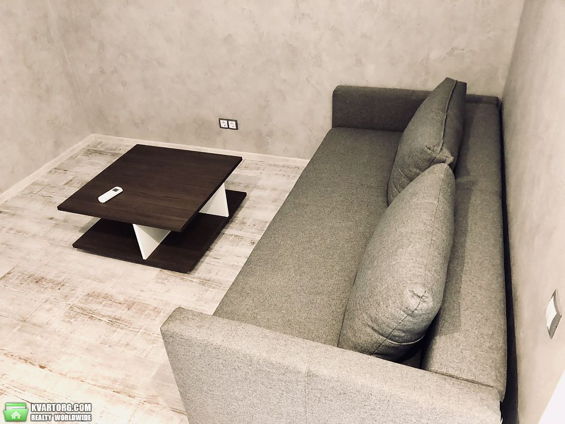 Rent out 1-room apartment. Киев,  Жмаченко — photo 3