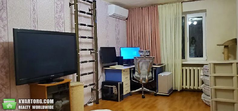 Sell 1-room apartment. Киев,  Дегтяревская — photo 2