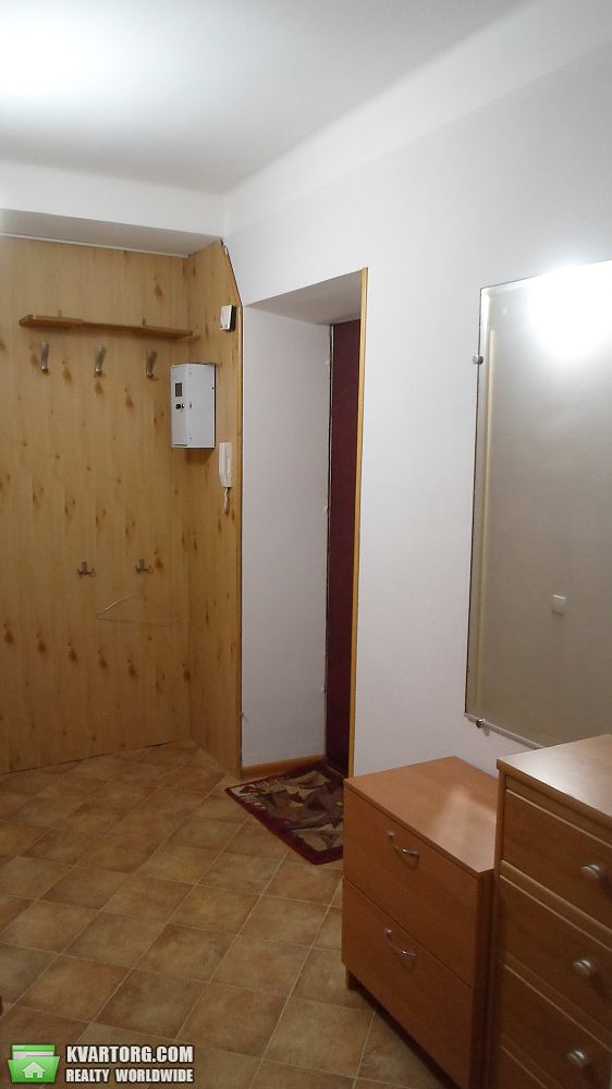 Rent out 2-room apartment. Киев,  Большая Васильковская — photo 7