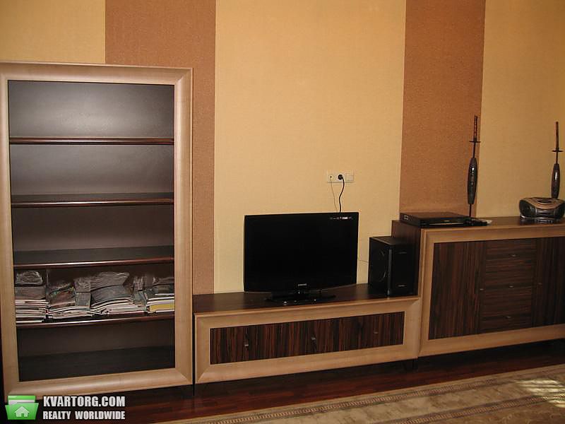 Rent out 2-room apartment. Киев, панаса мирного — photo 3