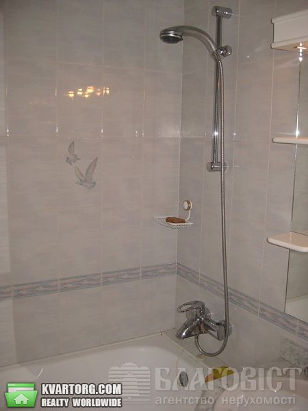 Sell 2-room apartment. Киев, Старонаводницкая — photo 8
