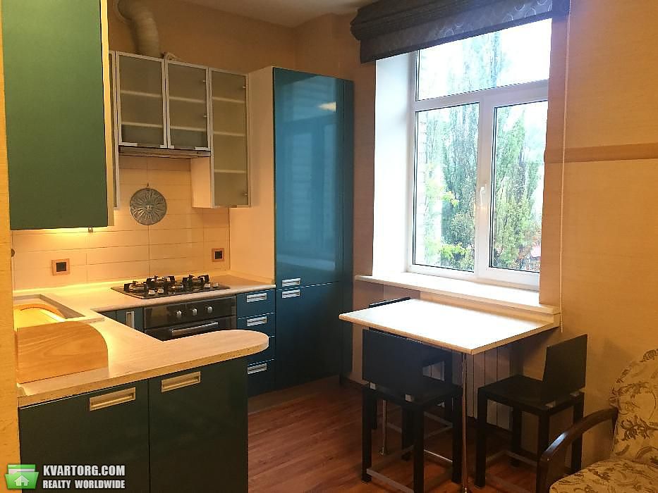Rent out 2-room apartment. Киев,  Подвысоцкого — photo 1