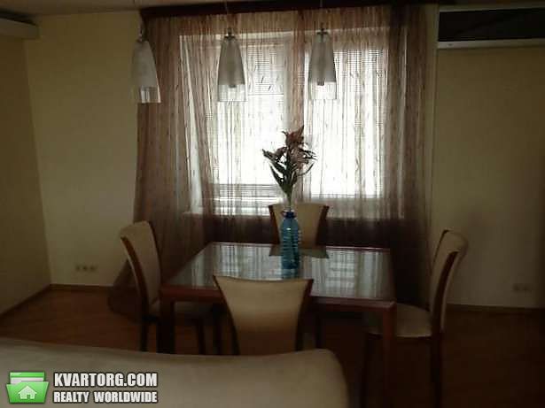 Rent out 3-room apartment. Киев,  Приречная — photo 1