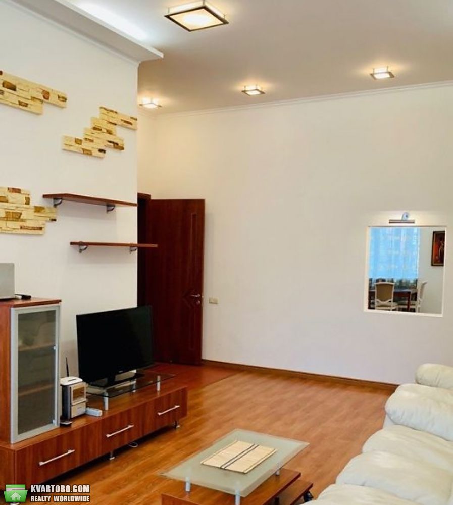 Rent out 3-room apartment. Киев,  Кудрявская — photo 1