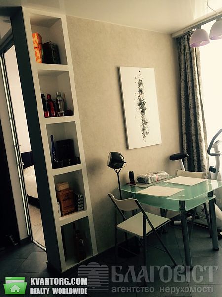 Sell 2-room apartment. Киев, Урловская — photo 1