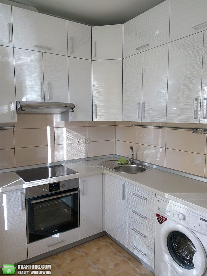 Rent out 3-room apartment. Киев,  Лейпцигская — photo 3