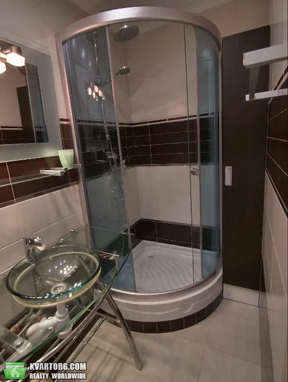 Rent out 2-room apartment. Киев,  Леси Украинки бул — photo 6