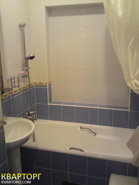 Rent out 2-room apartment. Киев,  Чапаева — photo 5
