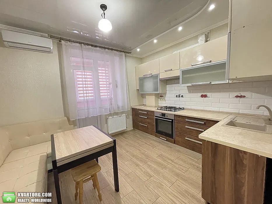 Rent out 1-room apartment. Киевская обл., Боголюбова — photo 4