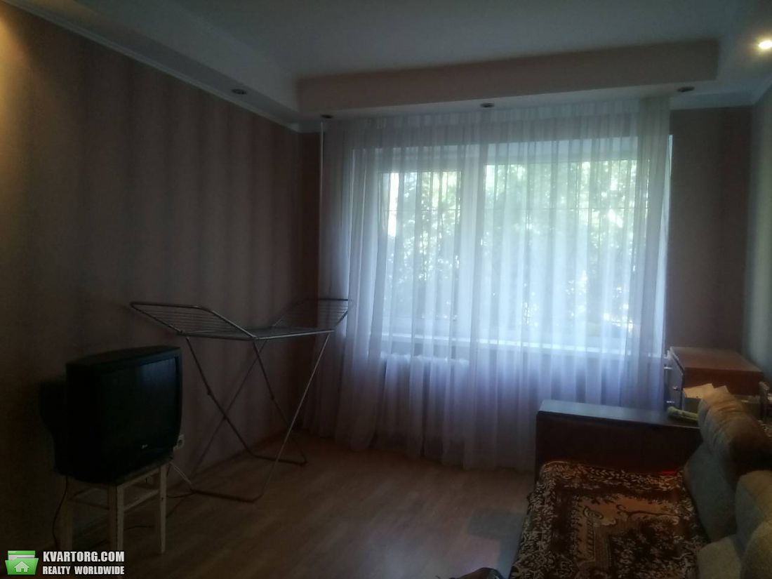 Rent out 2-room apartment. Киев, Кибальчича Николая ул. — photo 6