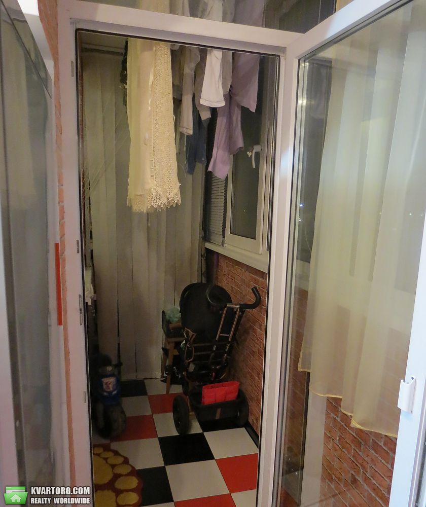 Sell 2-room apartment. Киев,  Ужвий — photo 10