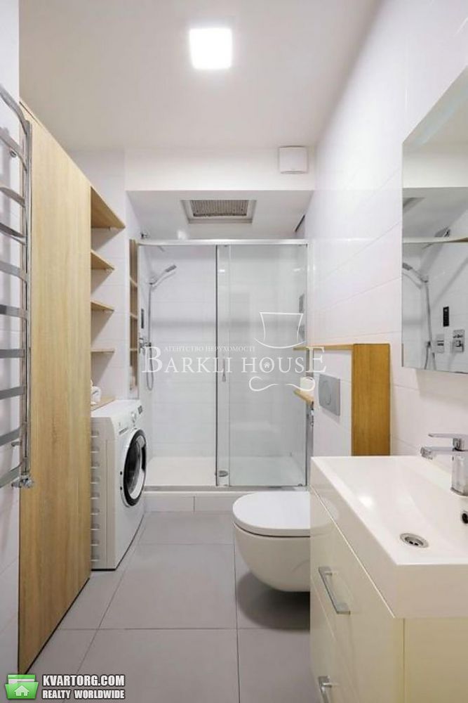 Rent out 3-room apartment. Киев,  Метрологическая — photo 10