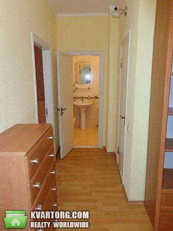 Rent out 2-room apartment. Киев,  Харьковское шоссе — photo 10