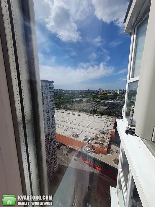 Rent out 2-room apartment. Киев,  Драгоманова — photo 2