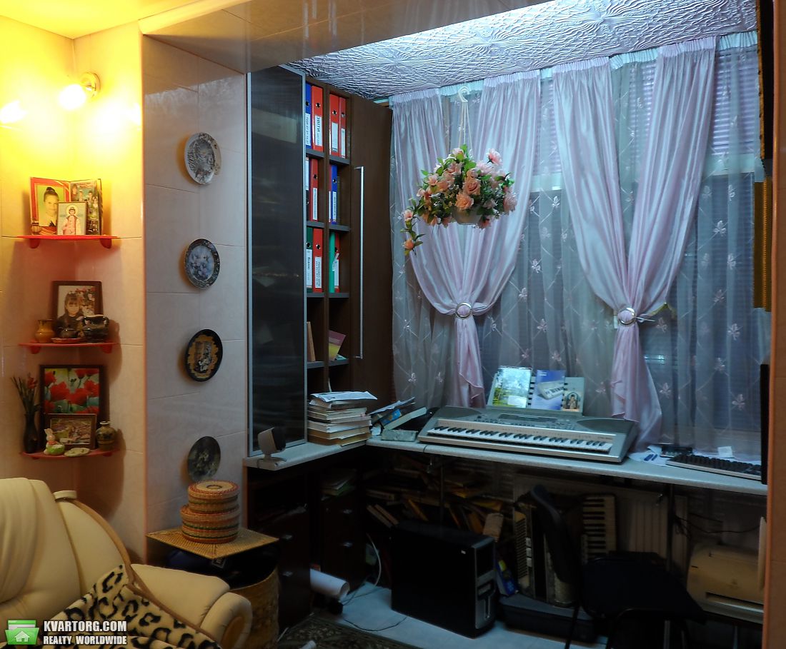 Sell 2-room apartment. Киев,  Ломоносова — photo 4
