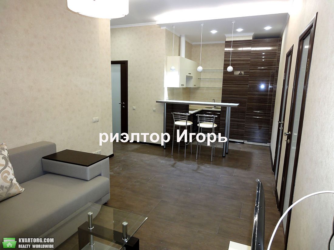 Rent out 3-room apartment. Одесса, Французский бульвар — photo 2