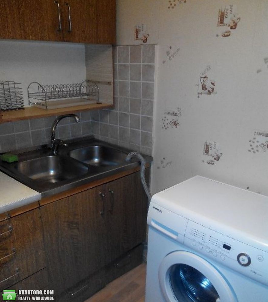 Rent out 1-room apartment. Киев,  Победы пр — photo 1