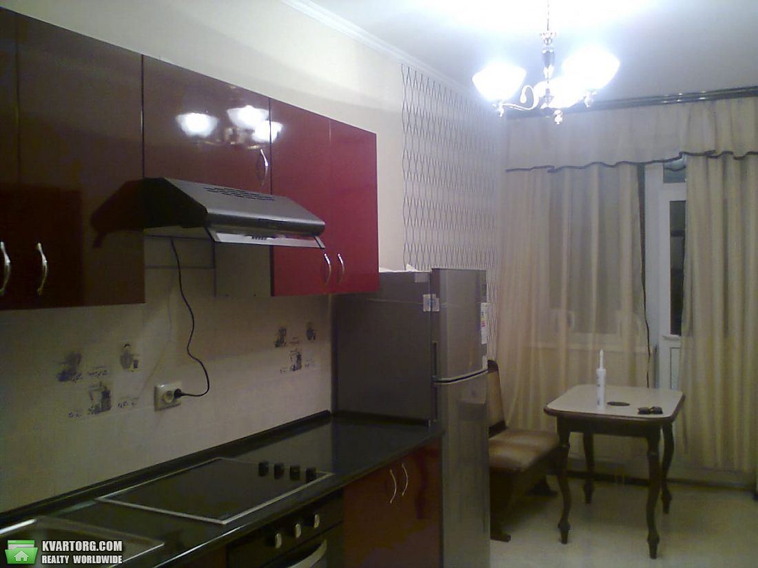 Rent out 1-room apartment. Киев, Ужвий Наталии — photo 1
