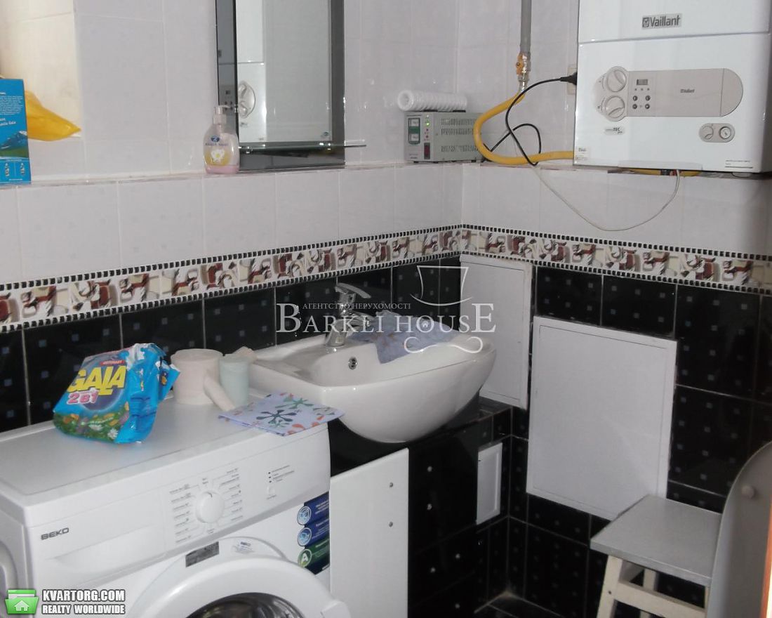 Rent out Townhouse. Киев,  Осенняя — photo 7