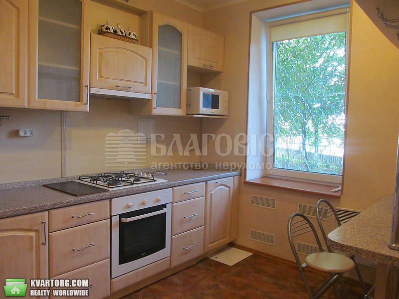 Rent out 2-room apartment. Киев,  Госпитальный пер — photo 3