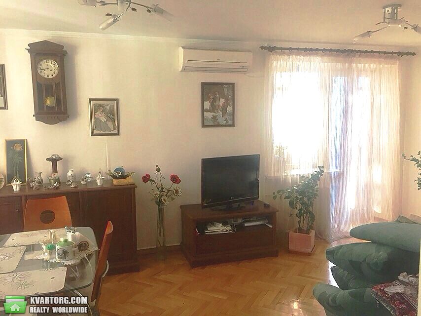 Sell 3-room apartment. Одесса, Среднефонтанская — photo 1