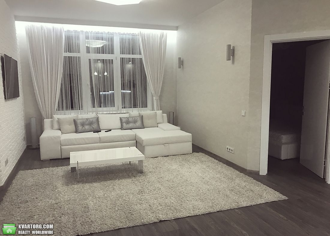 Rent out 3-room apartment. Киев, Драгомирова — photo 4