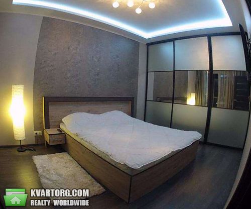 Rent out 2-room apartment. Киев, Леси Украинки бул — photo 2