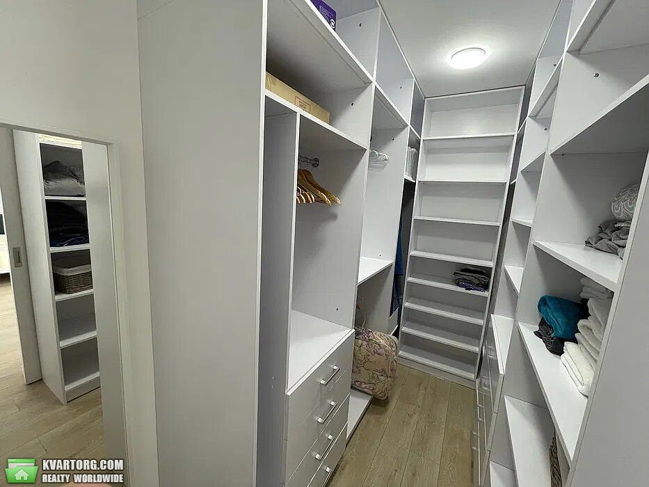Sell house. Черновцы, Центральная — photo 9