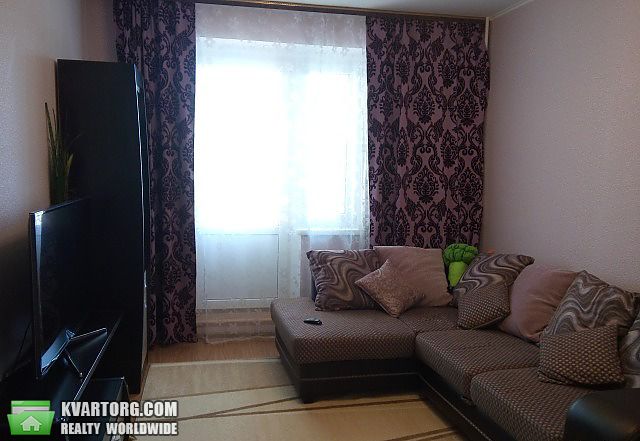 Sell 2-room apartment. Киев,  Симиренко — photo 1