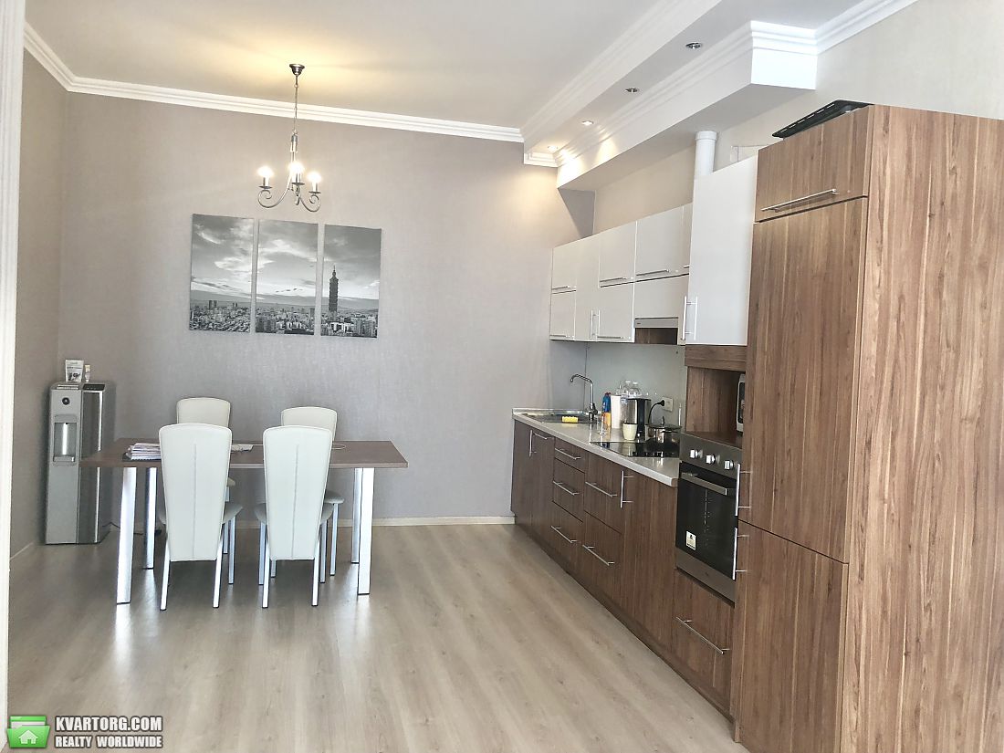 Sell 3-room apartment. Киев,  Глубочицкая — photo 2