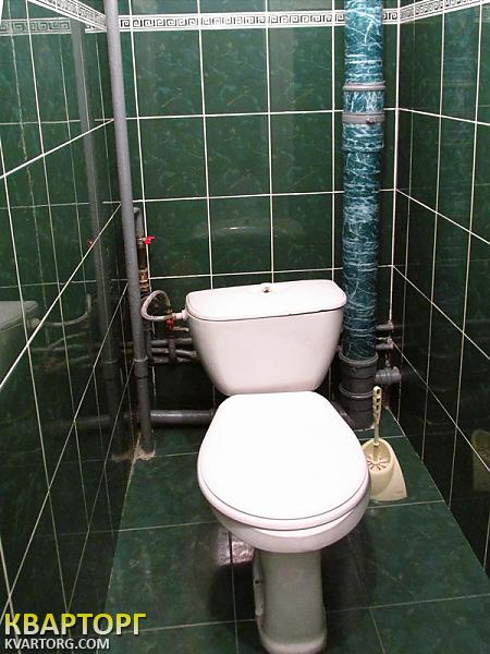 Rent out 2-room apartment. Киев,  Вишняковская — photo 9