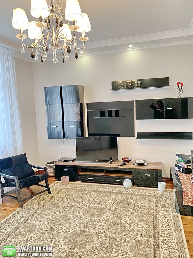 Rent out 2-room apartment. Киев,  Старонаводницкая — photo 3