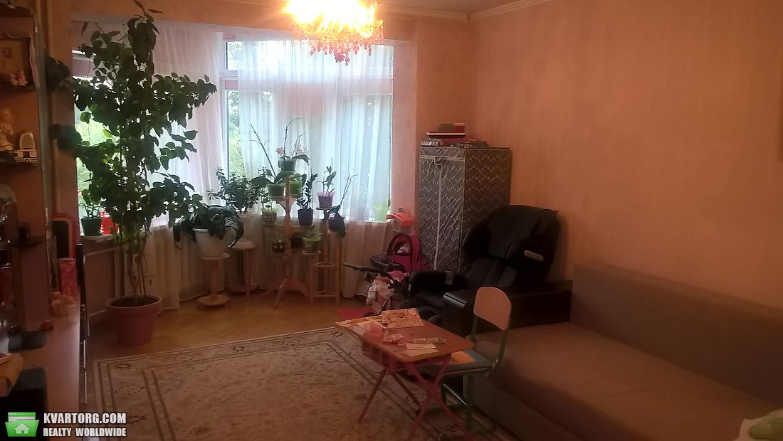 Sell 2-room apartment. Киев,  Хмельницкая — photo 1