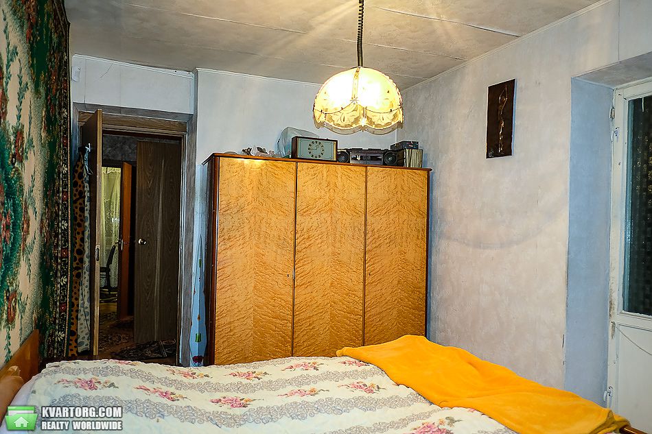 Rent out 3-room apartment. Киев,  Дегтяревская — photo 4