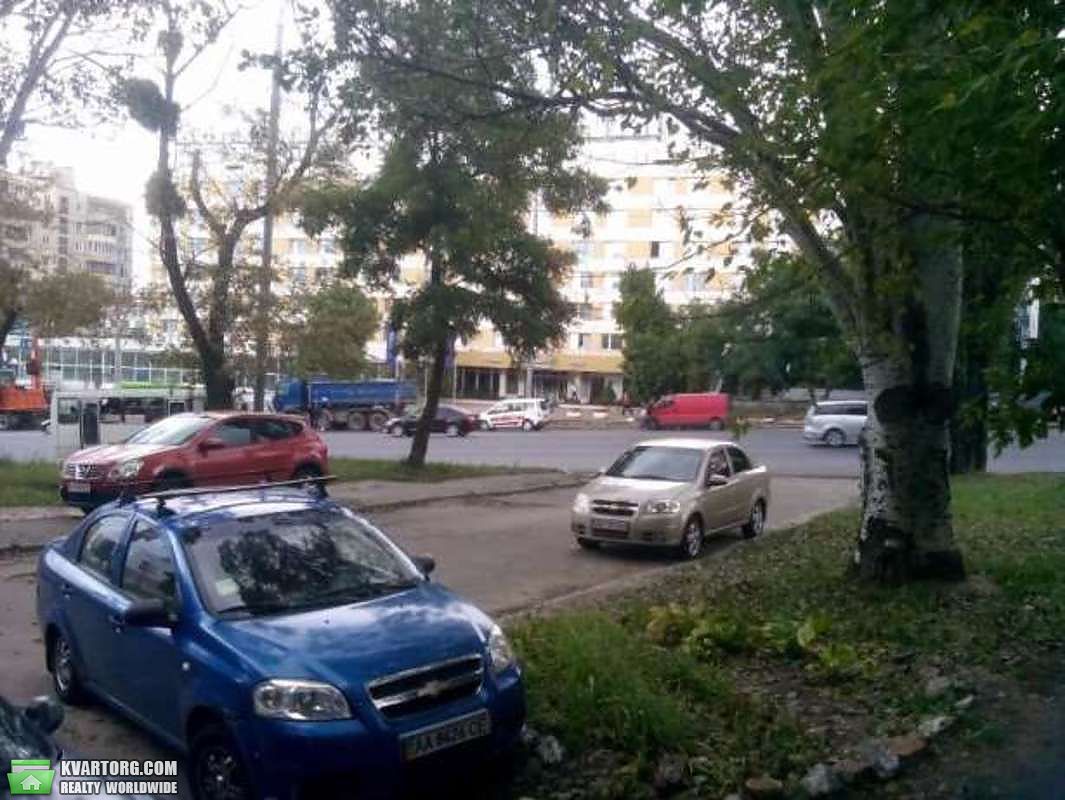 Rent out office. Киев, Дружбы Народов бульв. — photo 2