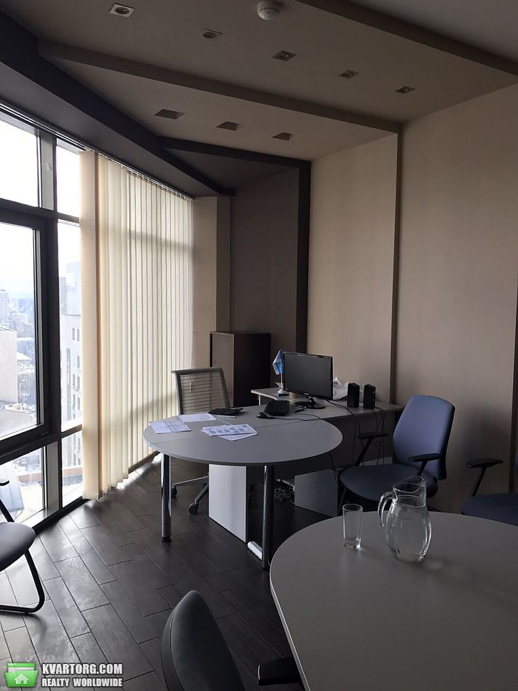 Rent out office. Киев, Большая Васильковская — photo 1