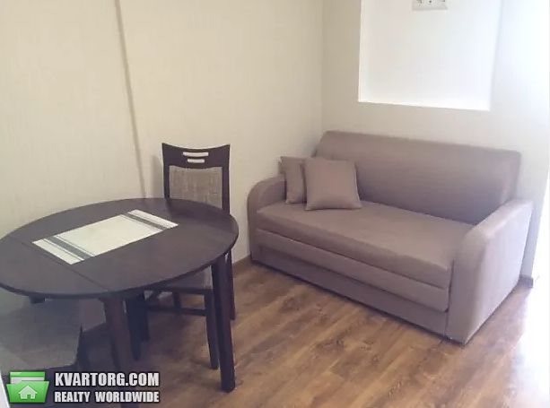 Rent out 1-room apartment. Киев,  Олевская — photo 5